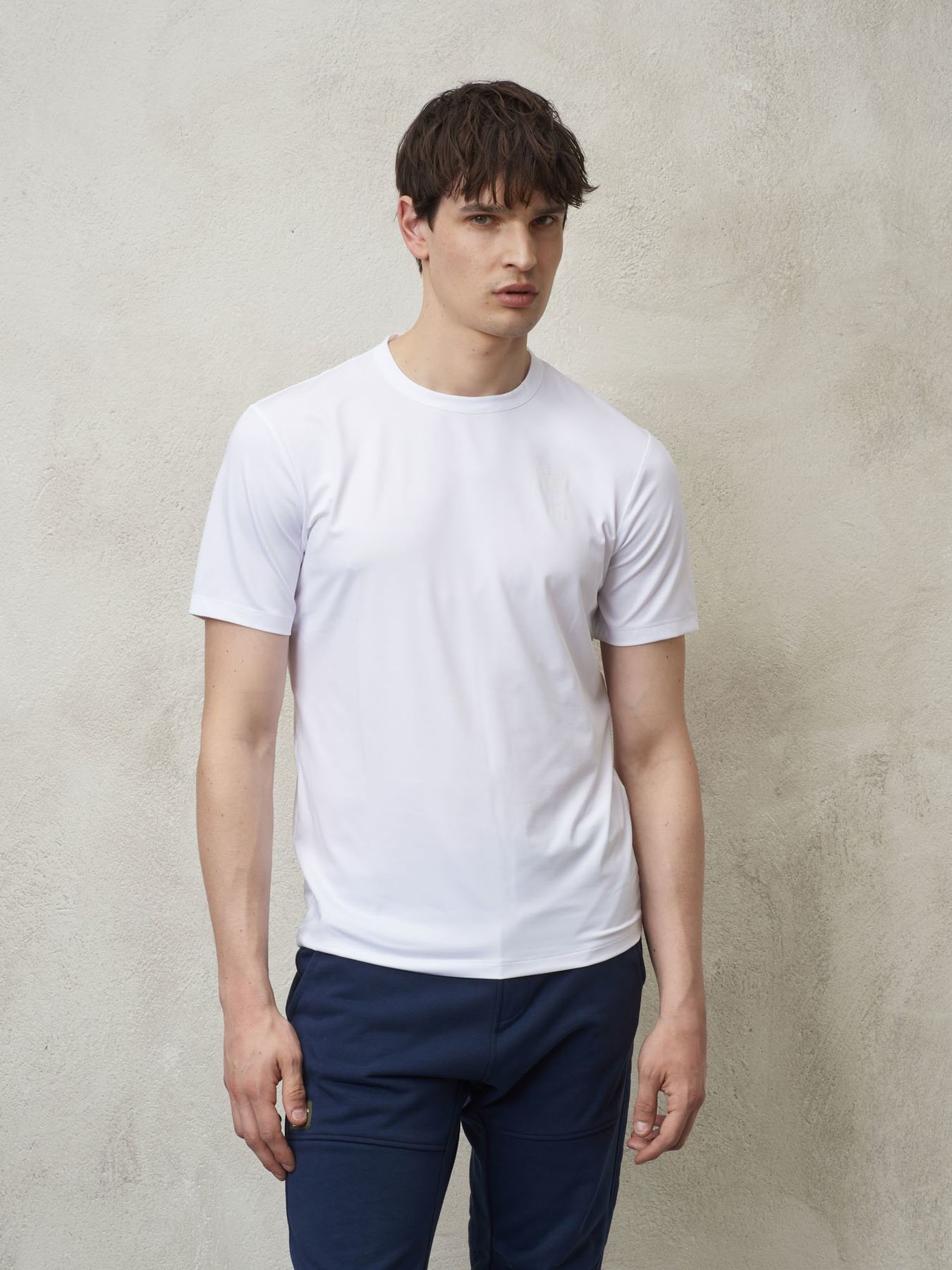 Blauer T-shirt codice SBLUH02140 006864 PRIMAVERA/ESTATE