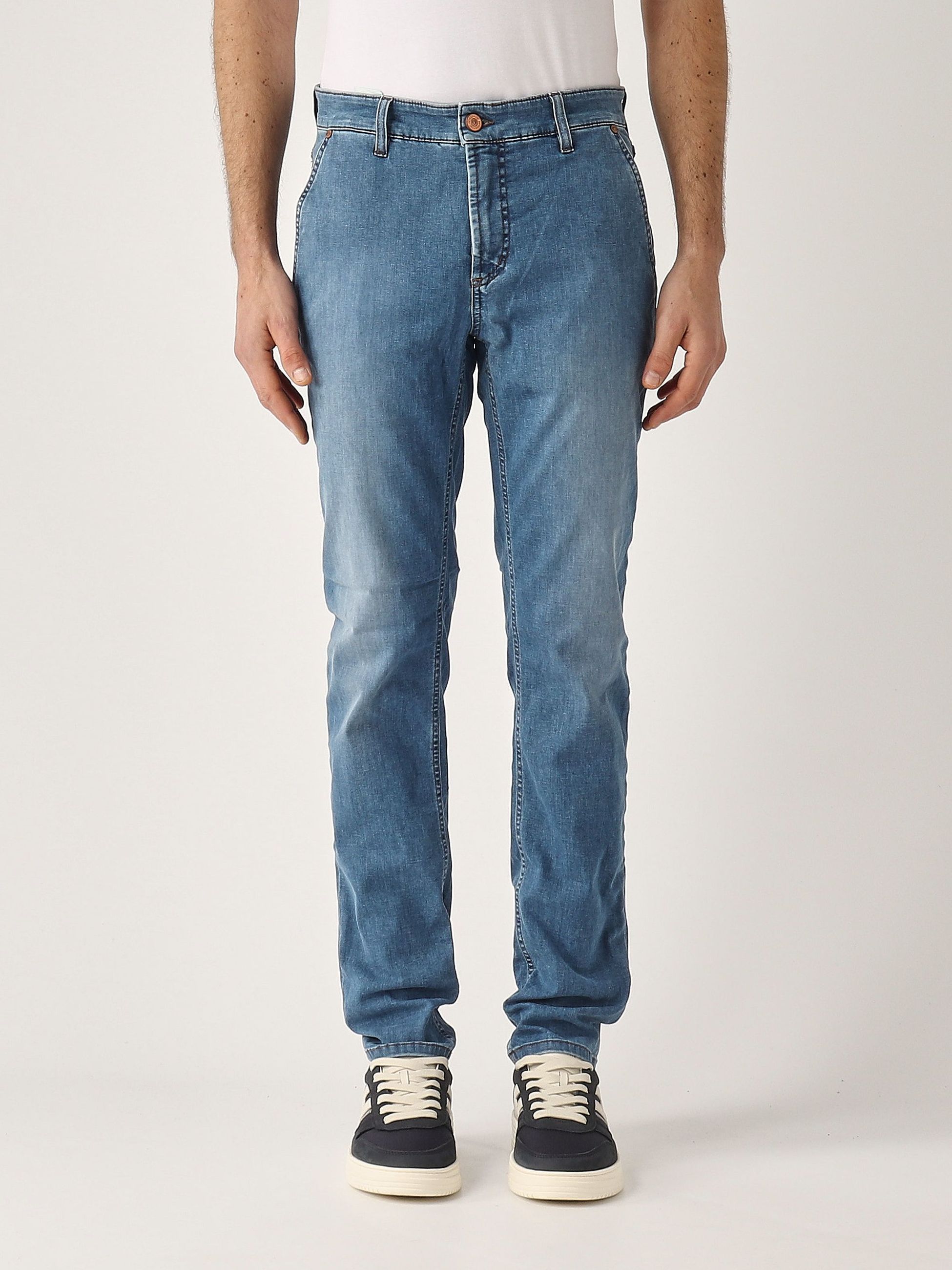 JECKERSON JUPPA014-JULIU001-043