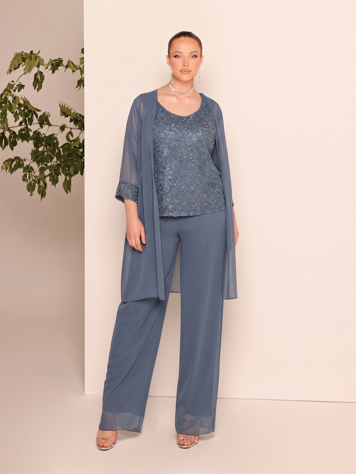 Elegant curvy three-piece chiffon set