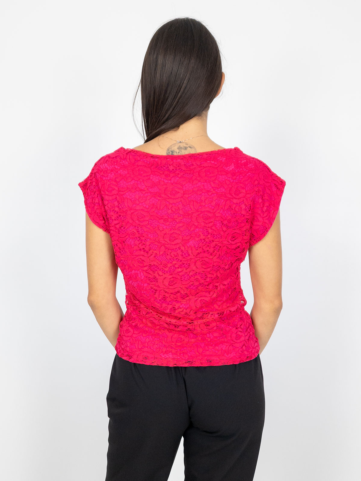 Blusa In Pizzo Donna Maniche Corte Scese Con Lo Scollo A Barca
