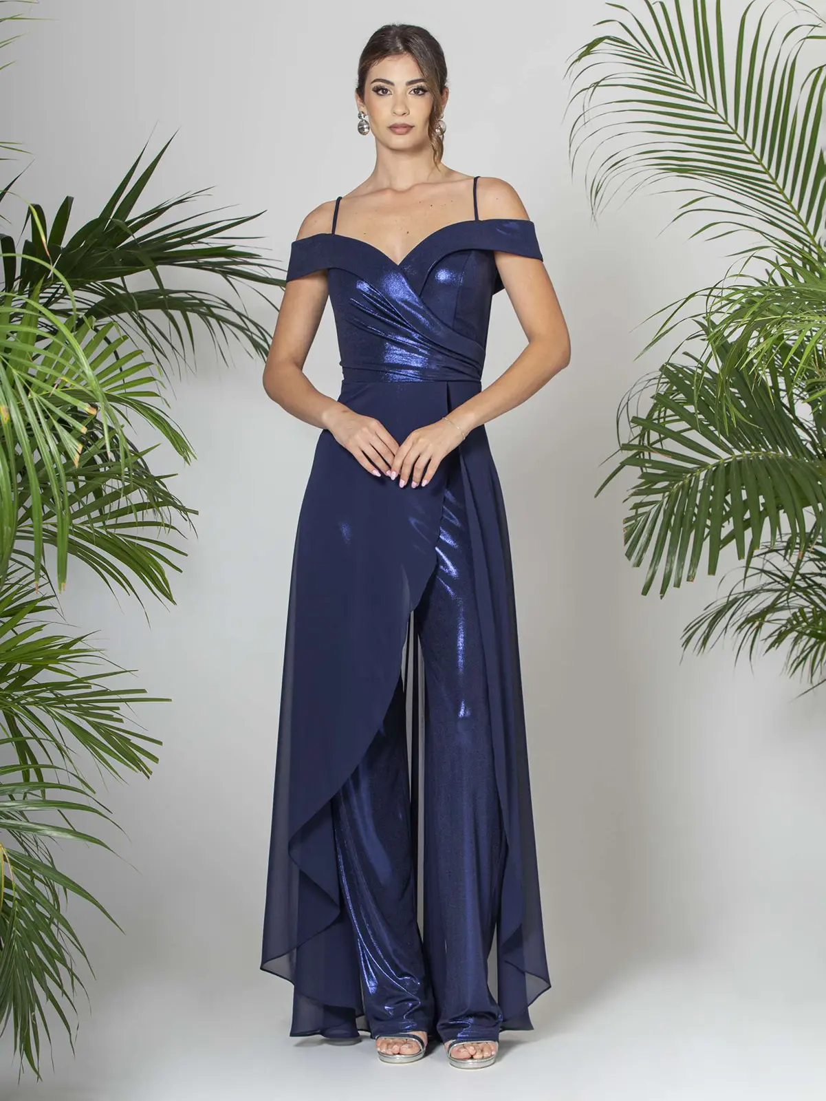 Tuta elegante da cerimonia con stola – Raffinata e sofisticata