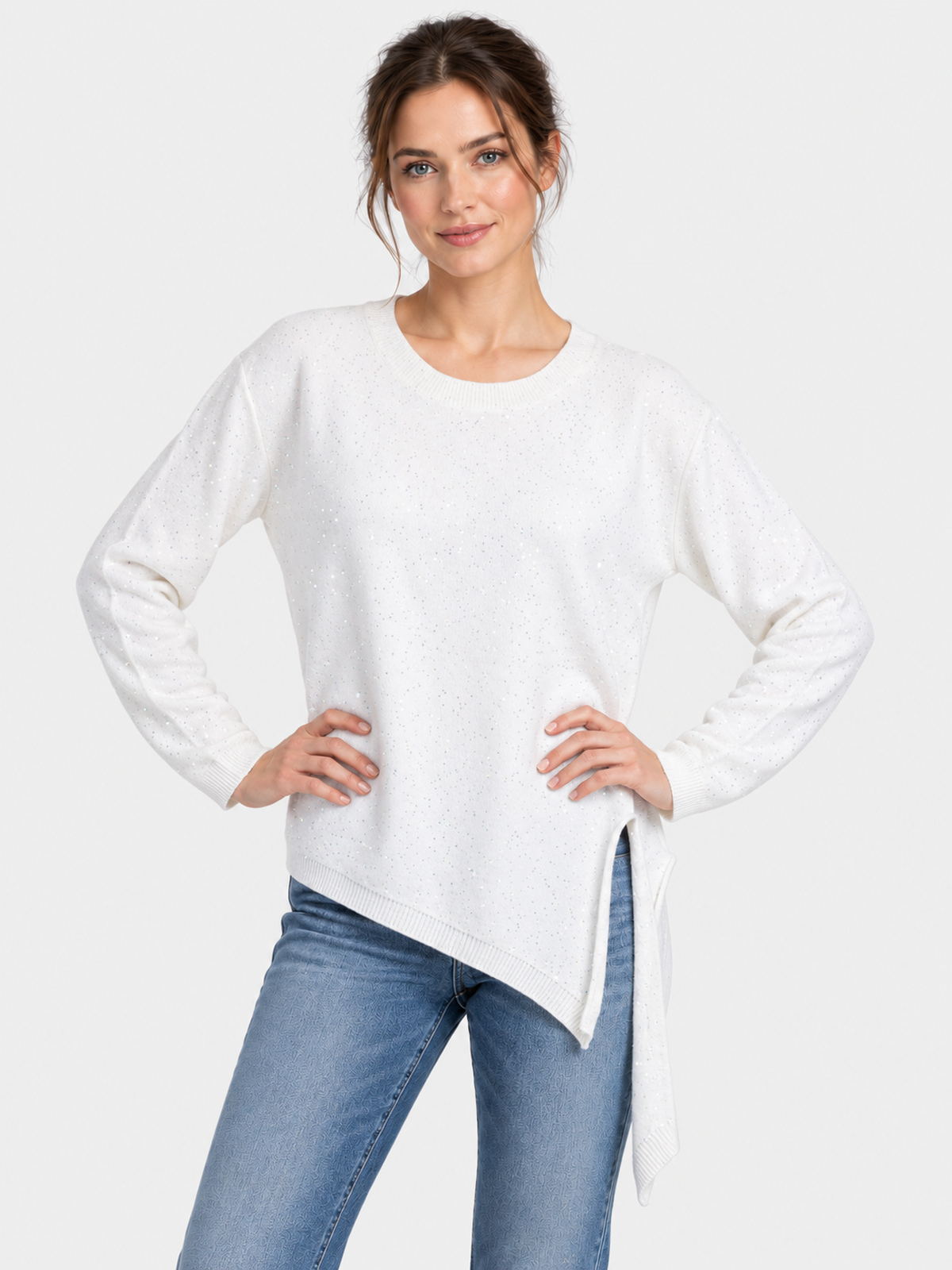 Maglia girocollo con micropaillettes e spacco laterale