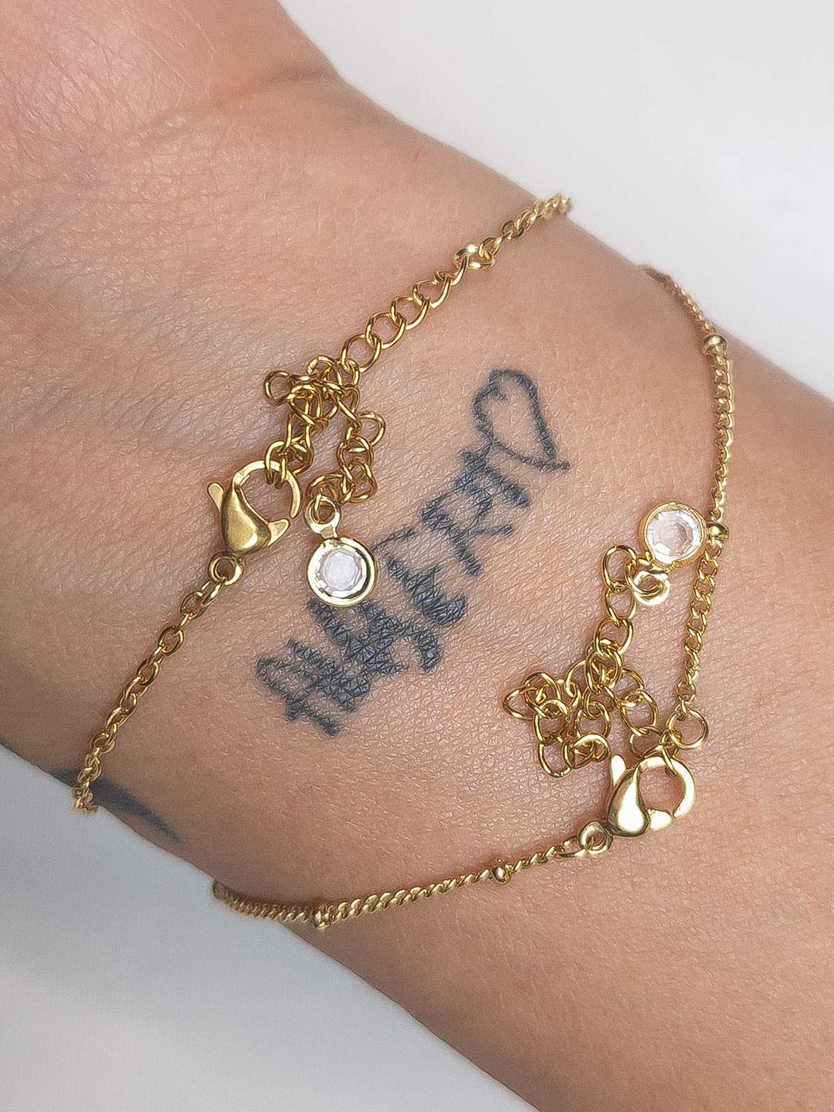 Bracciale Les Poulettes 'Collegamento Piccola Perla' - Placcato Oro 3 Micron, Gioiello Di Moda Con Cofanetto Regalo, Design Originale, Garantito 1 Anno