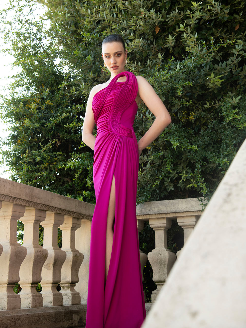 Abito Lungo da Cerimonia con Spacco e Corpetto Plissettato