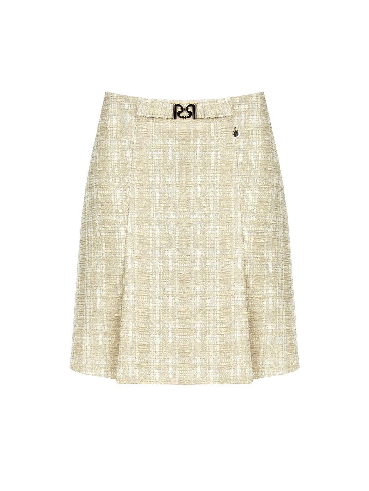 Gonna Svasata In Tweed