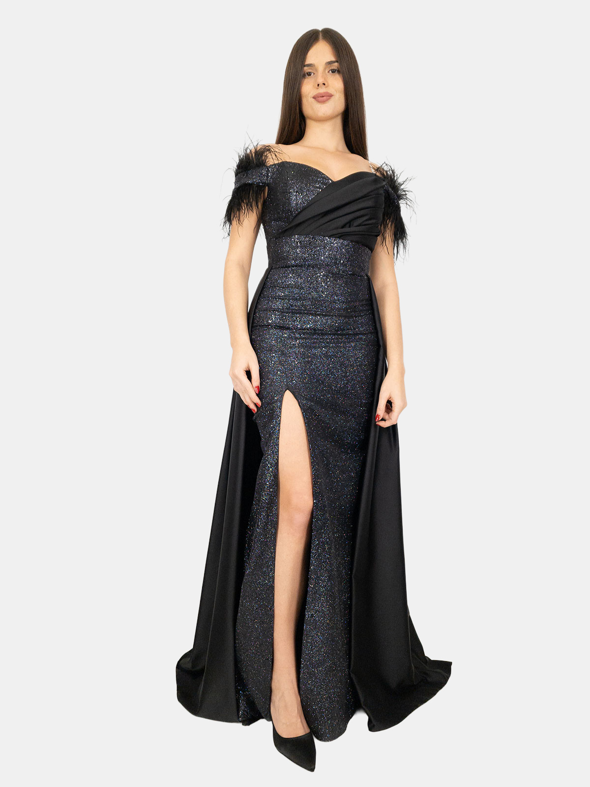 Abito da cerimonia lungo con piume e spacco frontale - Cod. 3953