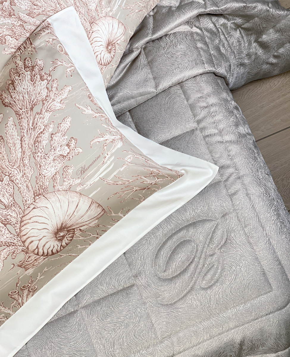 BLUMARINE  SFUMATURA TRAPUNTINA MATRIMONIALE