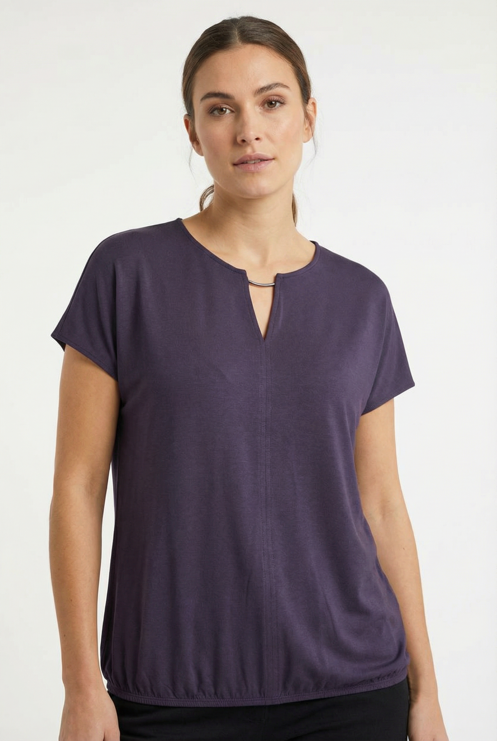 BARBARA LEBEK 61590062