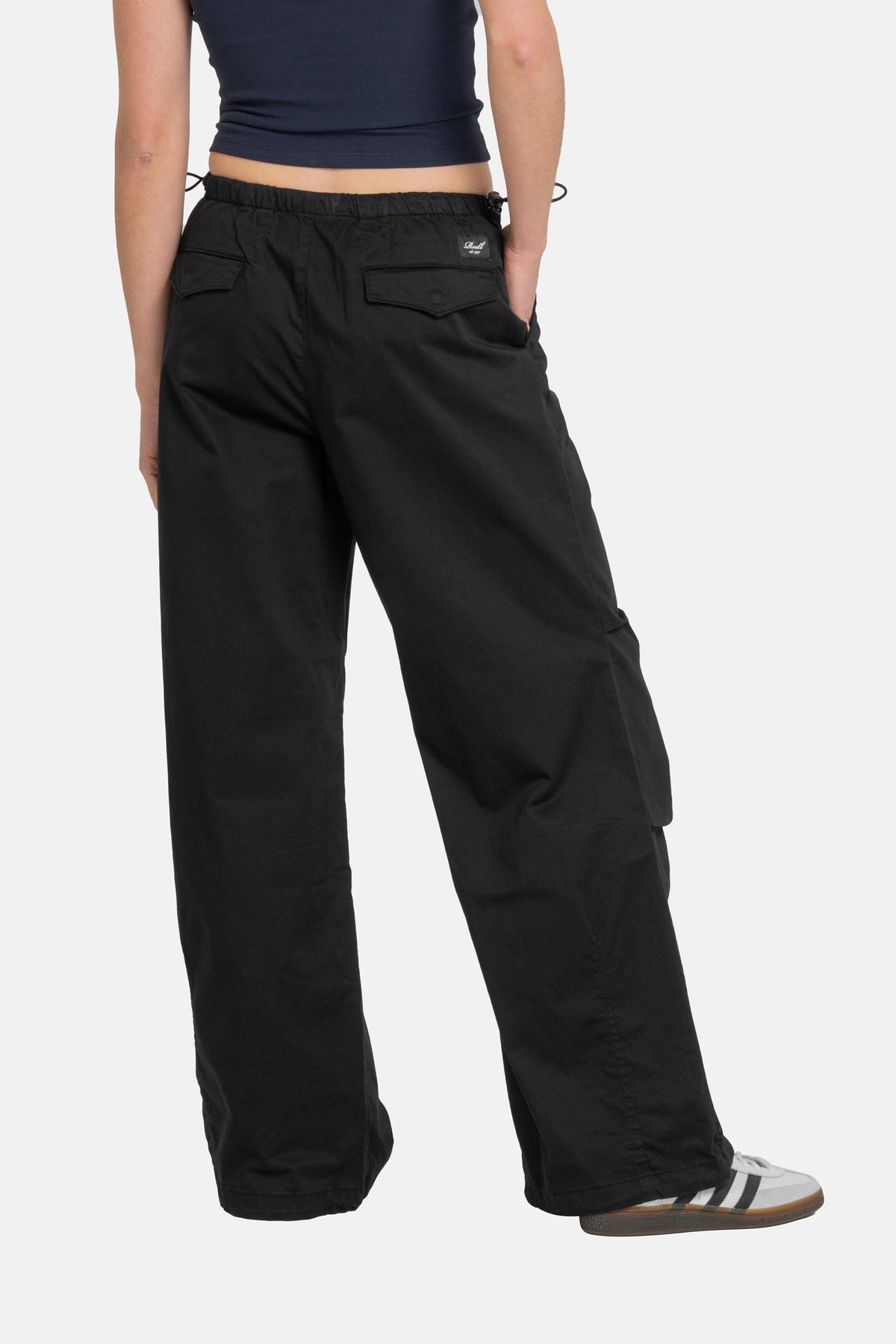 Reel Women Parachute