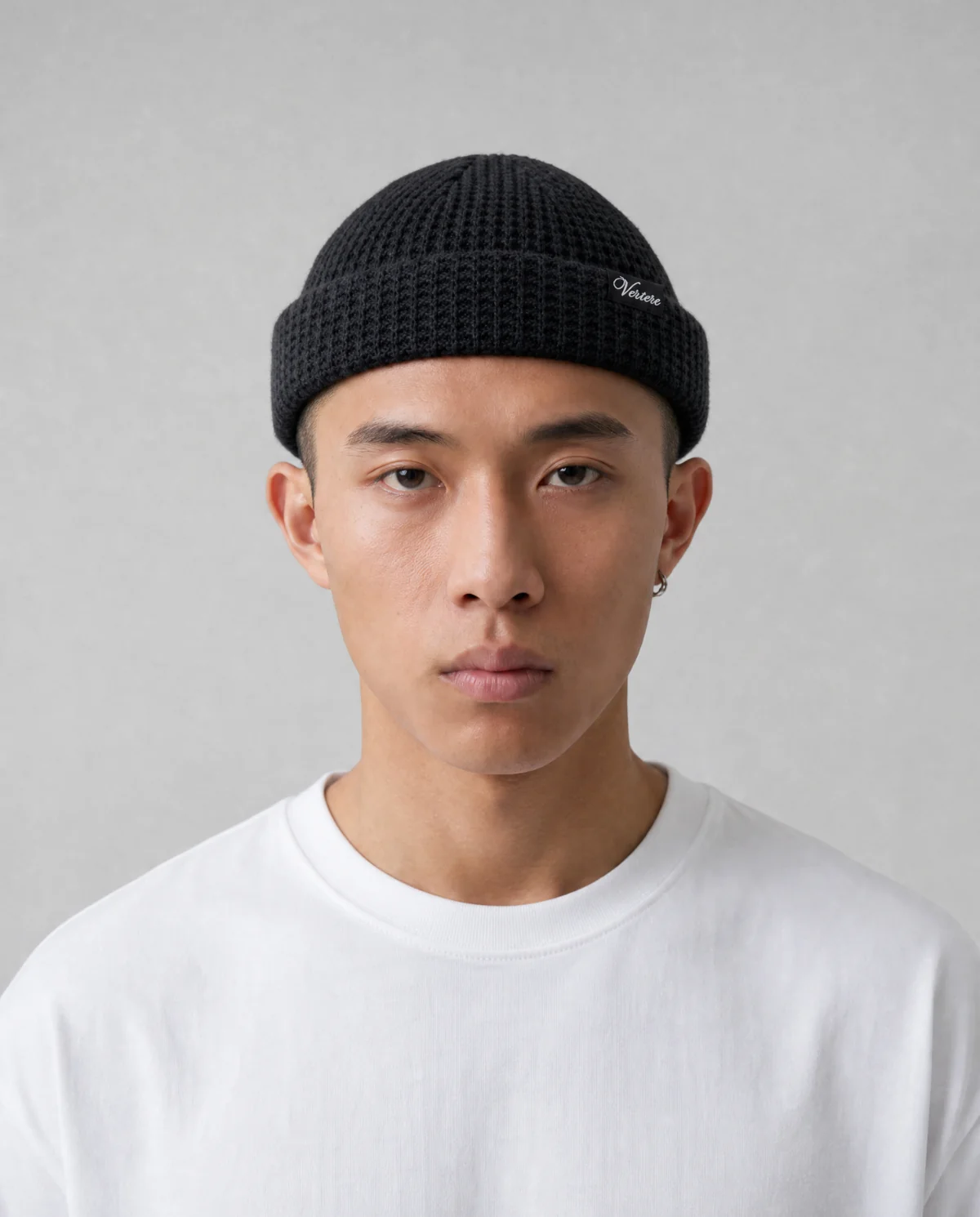 VERTERE BERLIN LUMINA SHORT BEANIE
