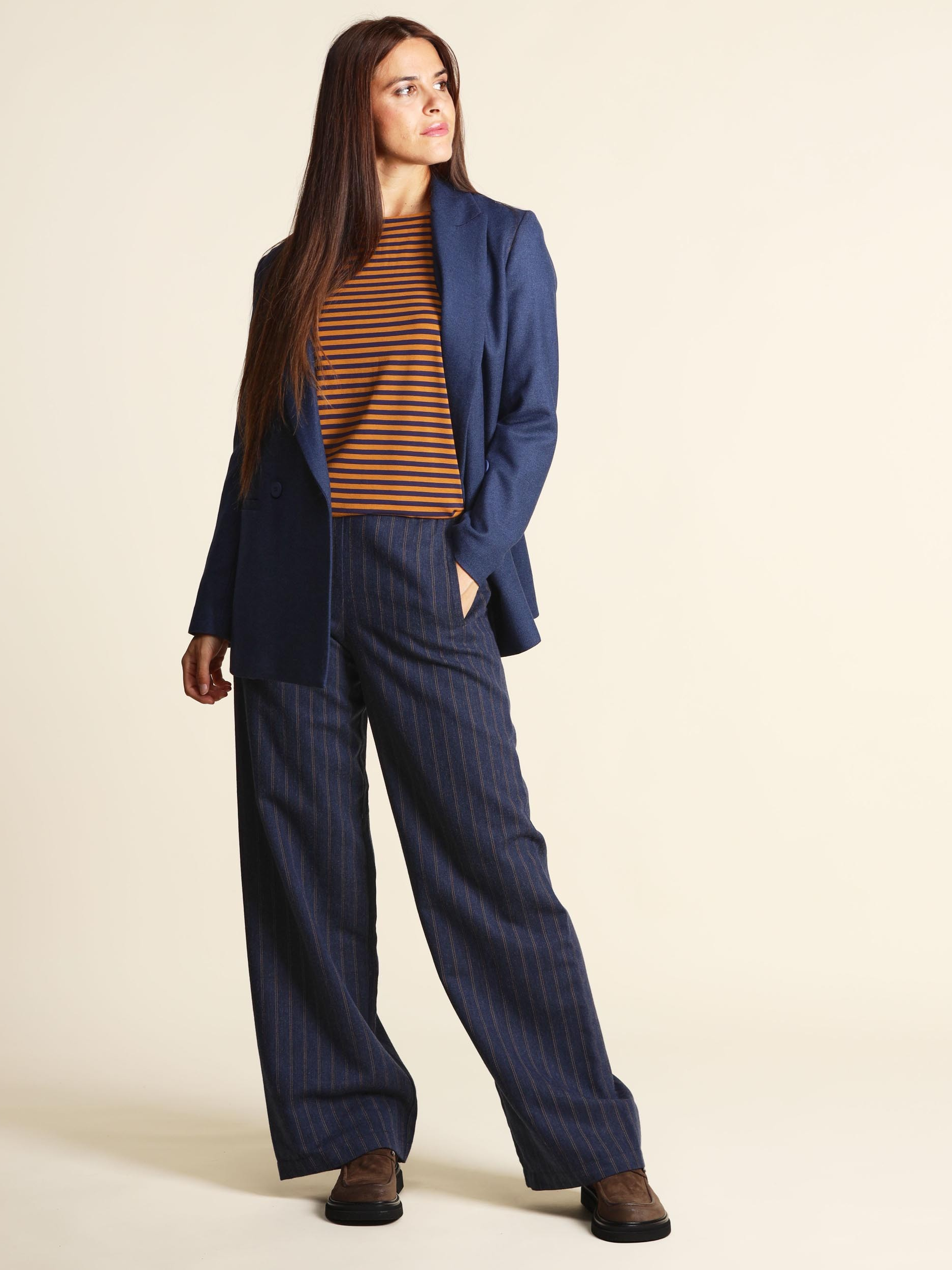 NIU' AW25210T078