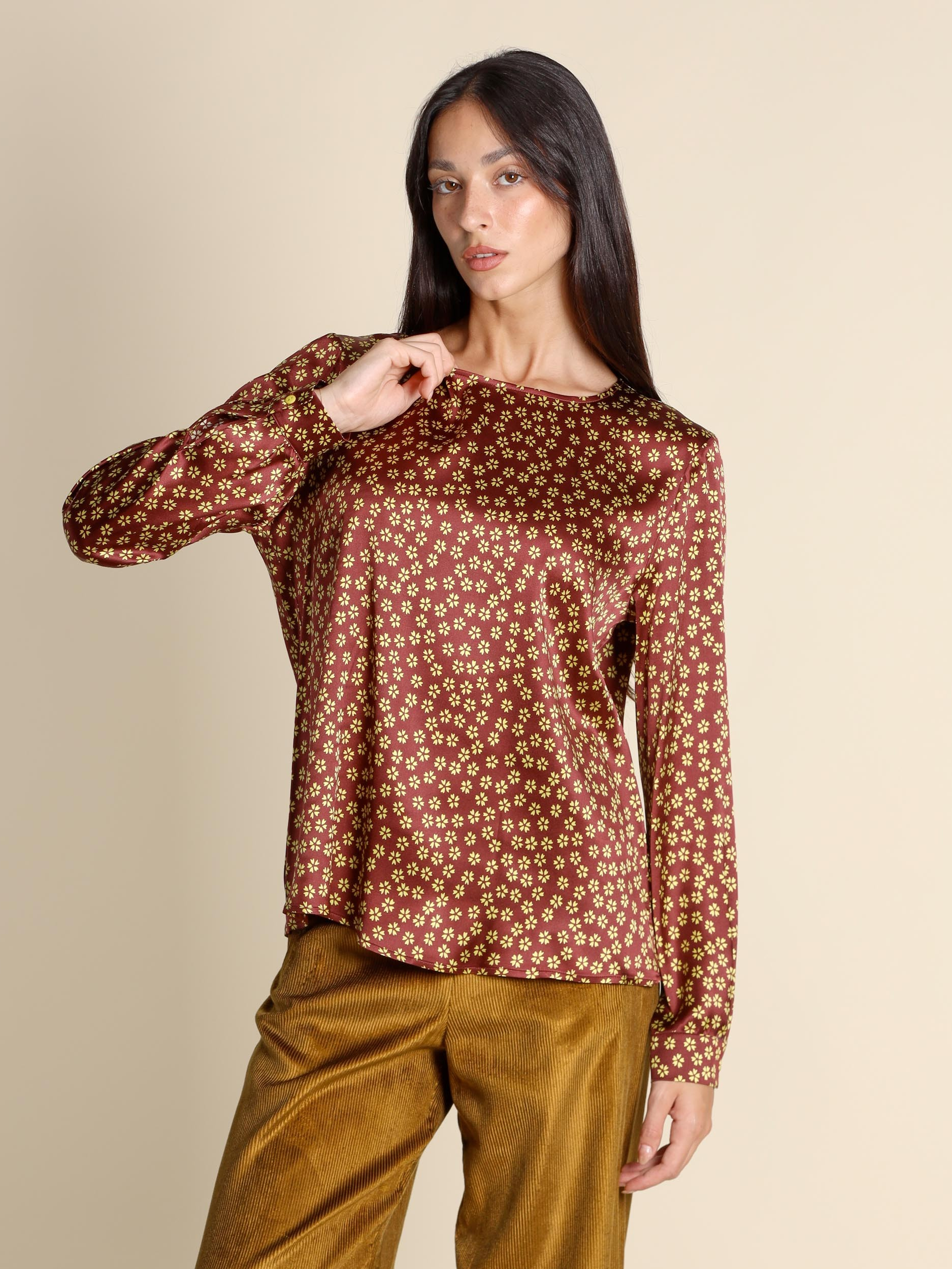 NIU' AW25604T000