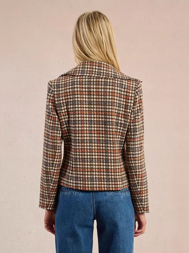 MOLLY BRACKEN P1831ADH