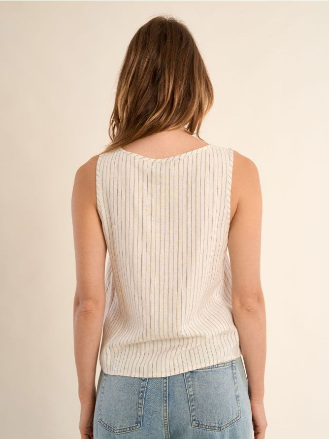 MOLLY BRACKEN G962EE