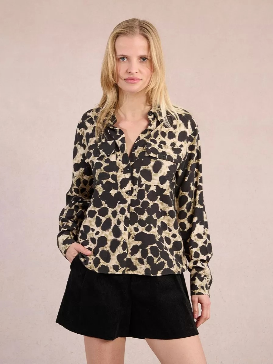 MOLLY BRACKEN N262DN