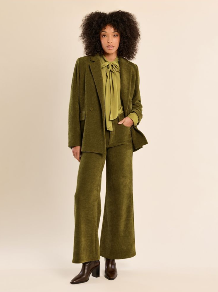MOLLY BRACKEN TS160EN