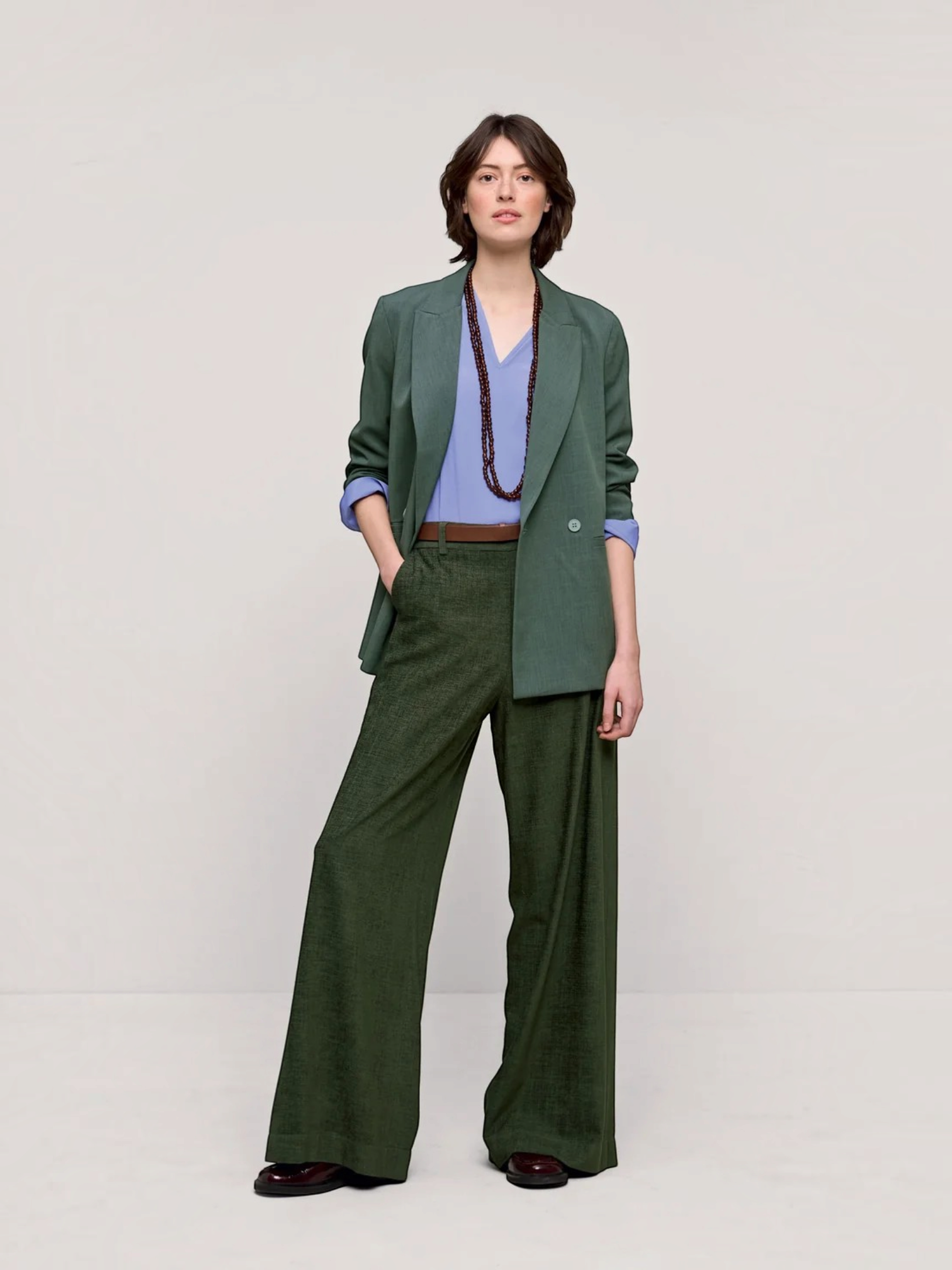 NIU' AW26208T247