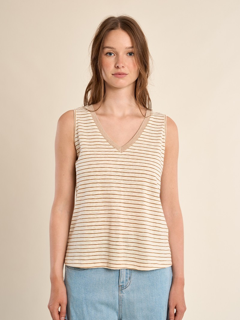 MOLLY BRACKEN M160EE