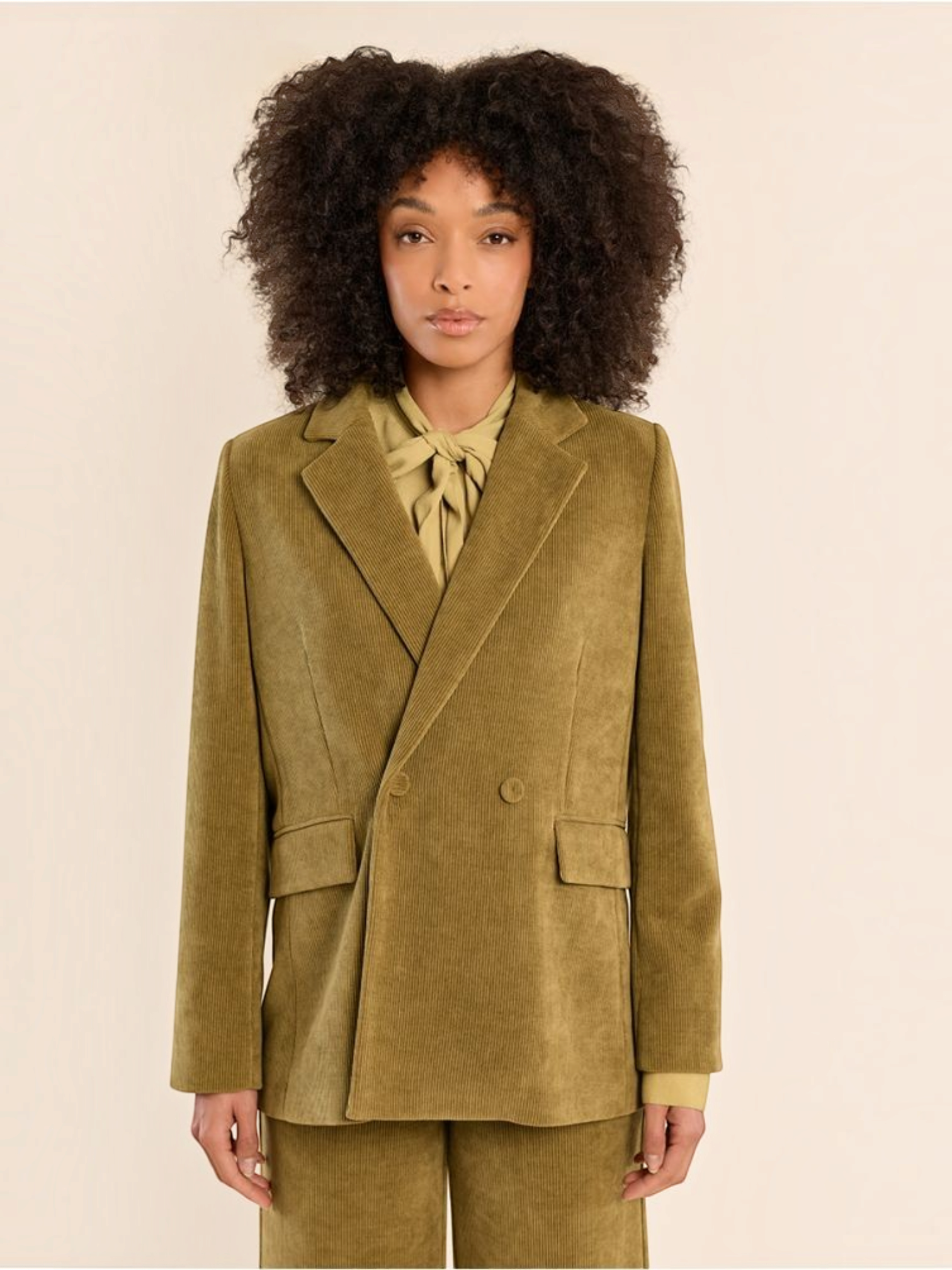 MOLLY BRACKEN T1322EN