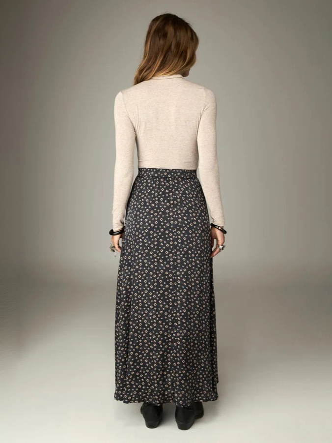 MAISON HOTEL TENDER SCHIFFLY TANA