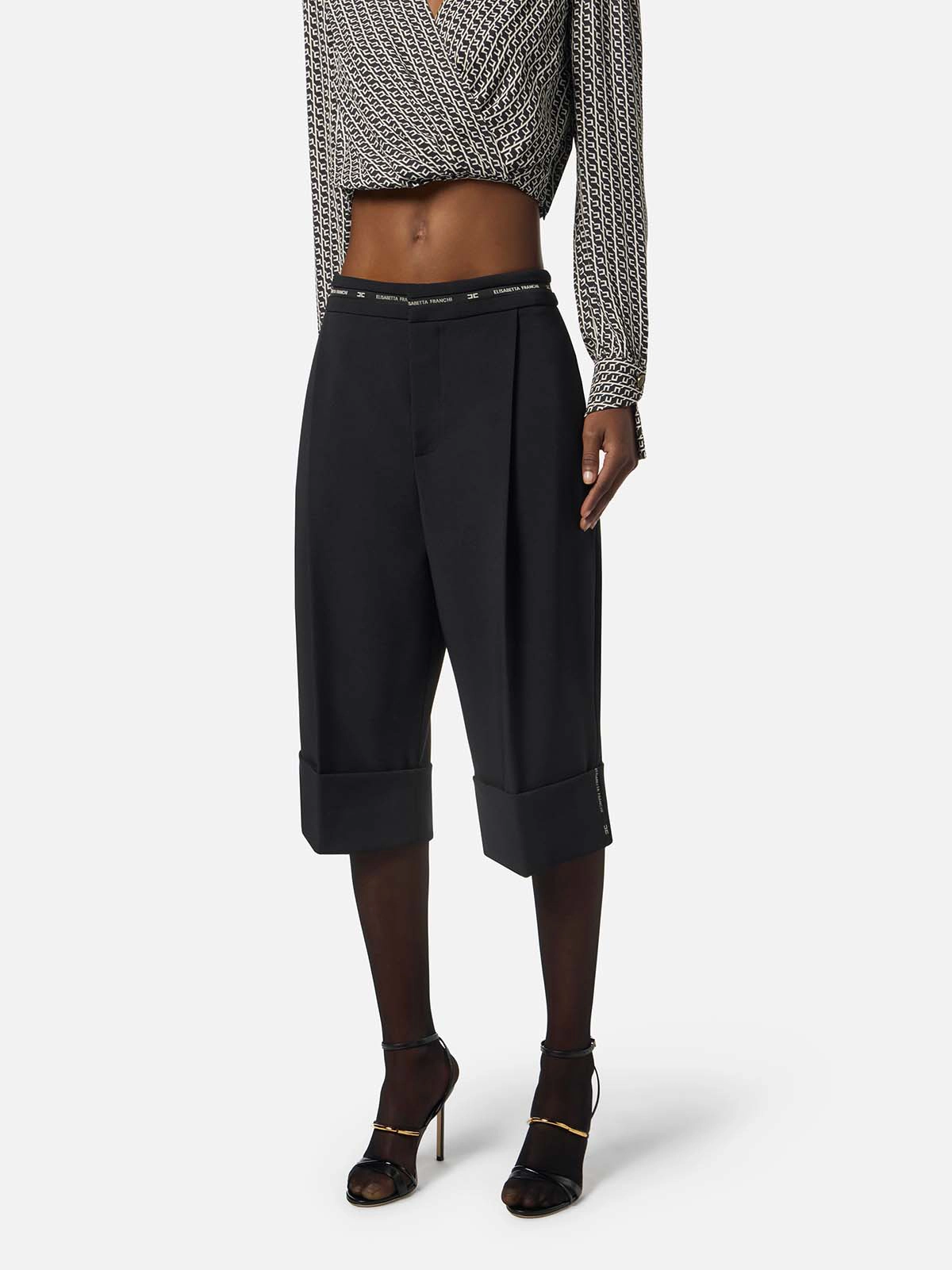 PA11656E2 Elisabetta Franchi Light Crêpe Bermuda Shorts With