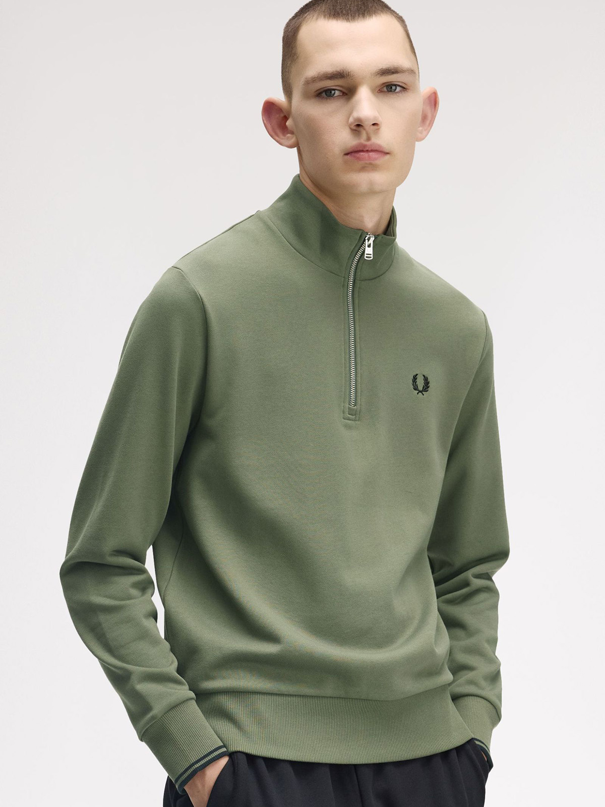 FRED PERRY M3574
