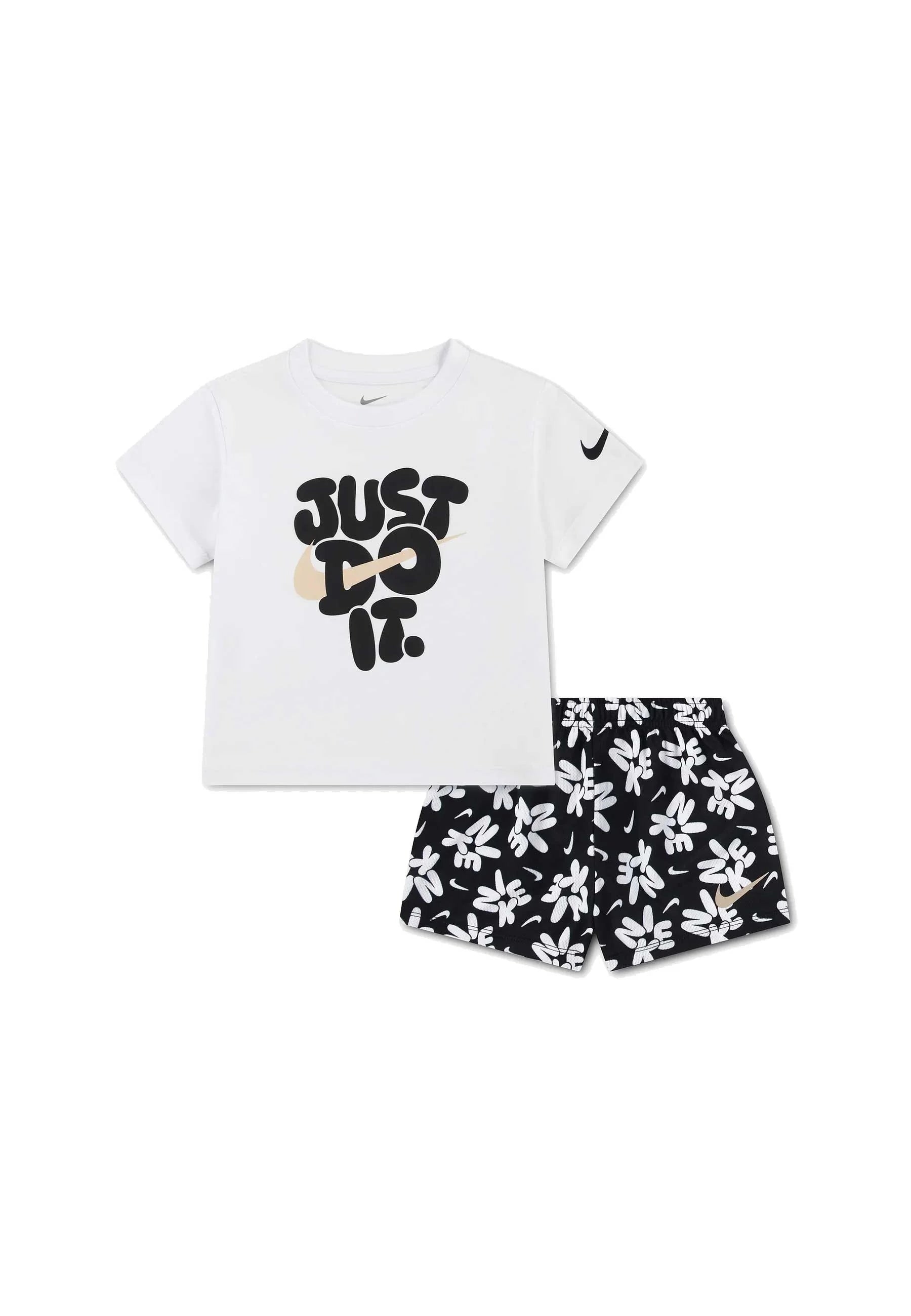 Nike T-shirt E Pantaloncini 36n914