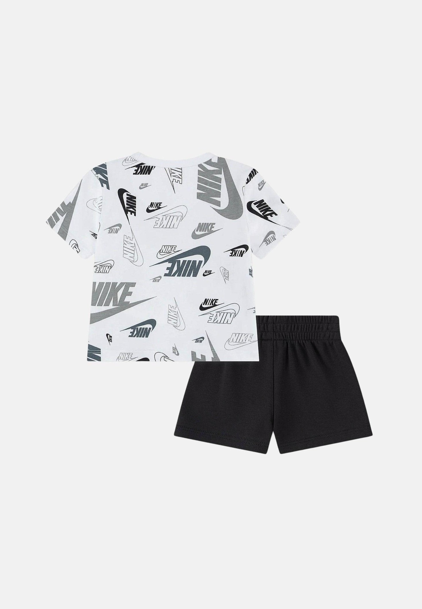 Nike T-shirt E Pantaloncini 86n043