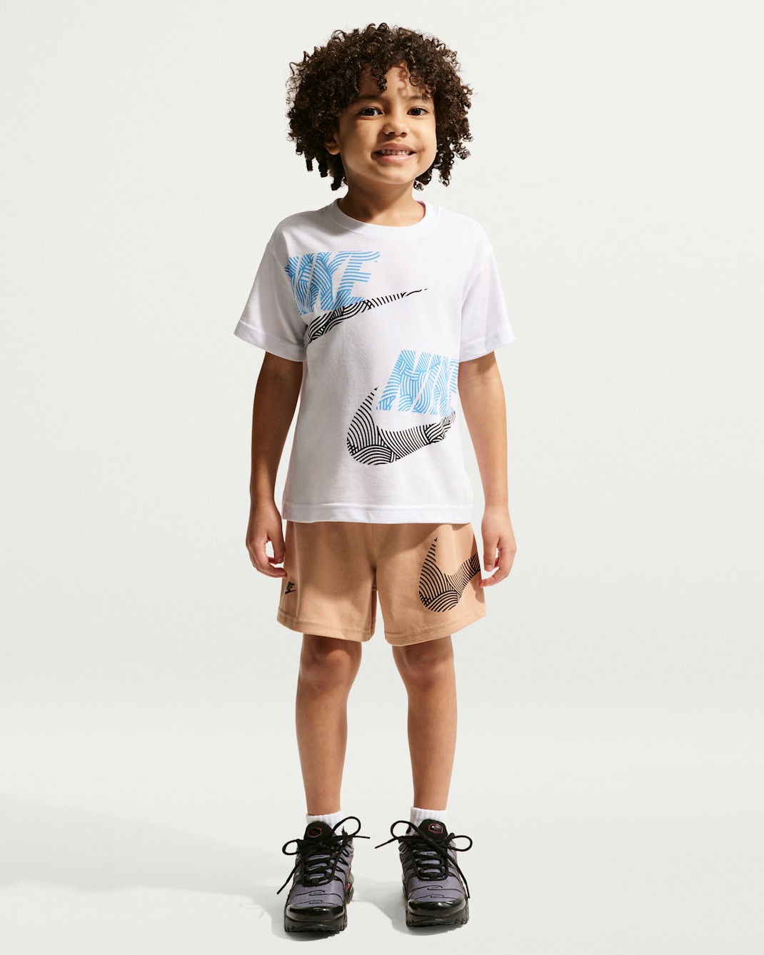 Nike T-shirt E Pantaloncini 86n737