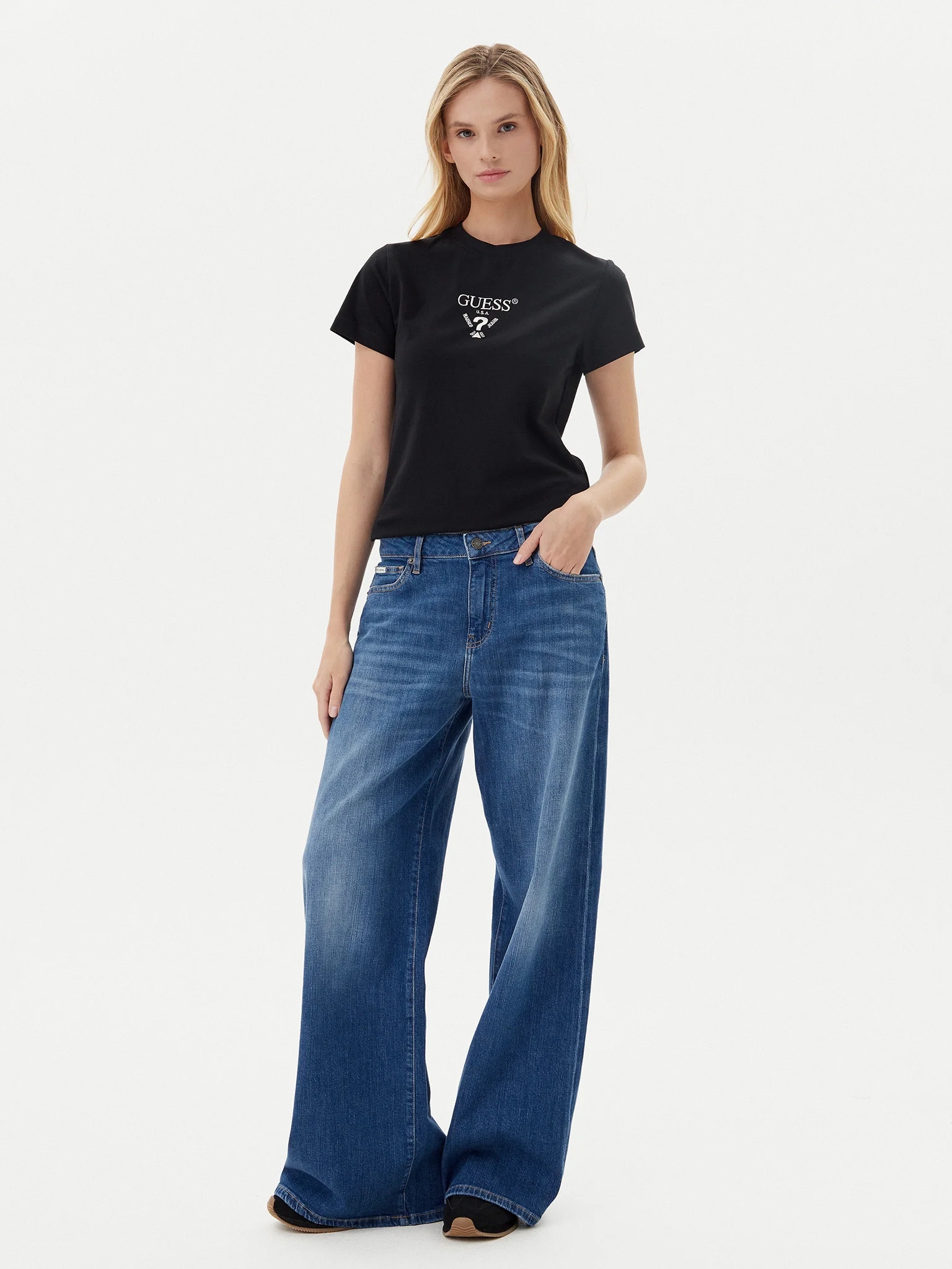 Guess T-shirt V4yi21 Kcdh1