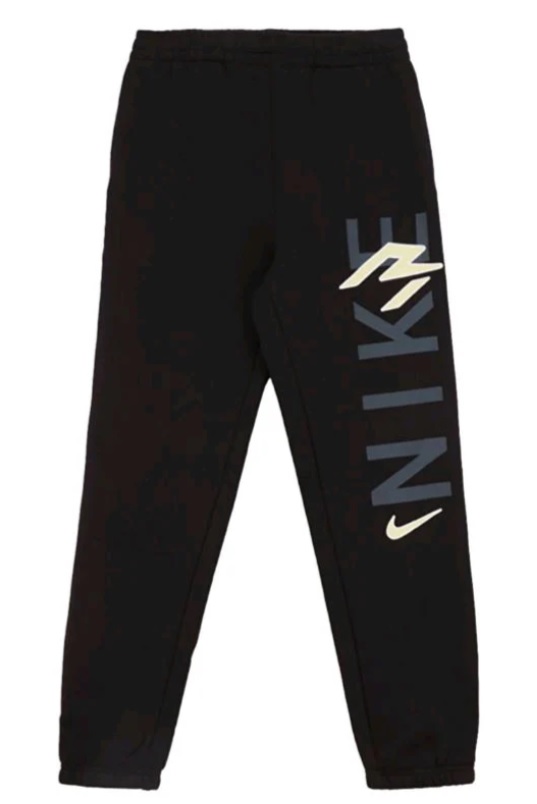 NIKE 9Q0826