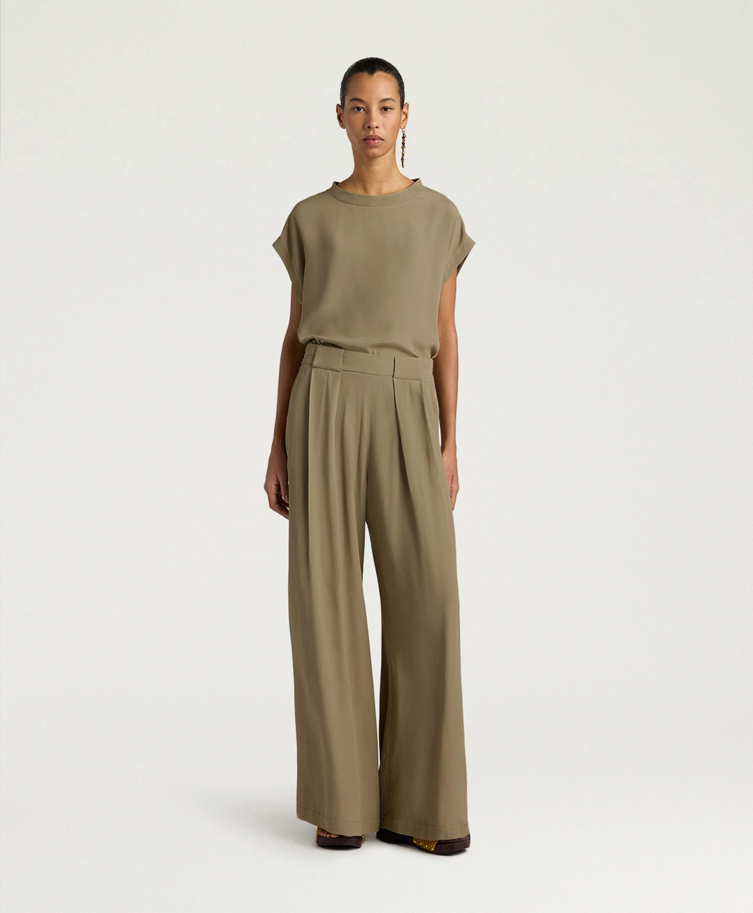 MOMONI' 261MMOPA019_26113MO