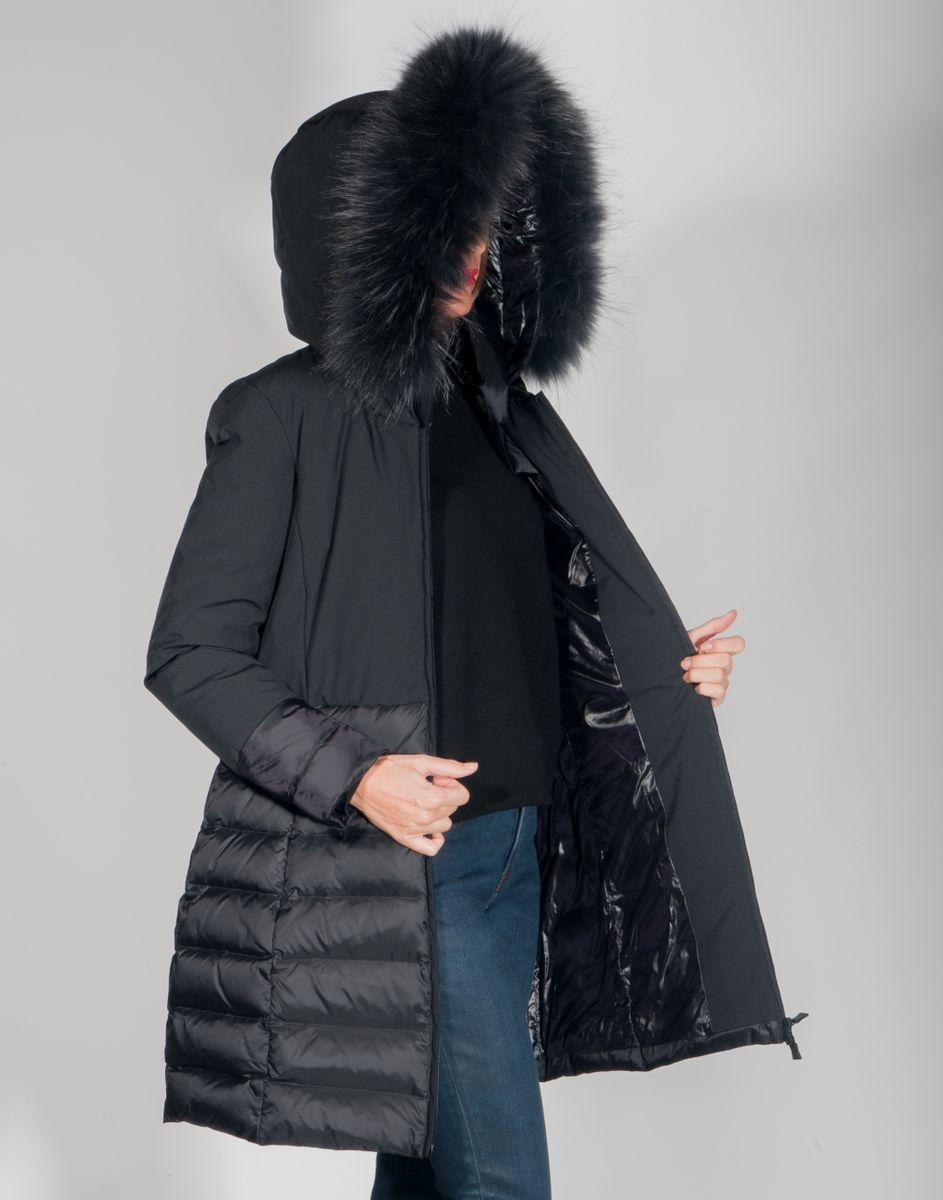 People Of Shibuya PIUMINO LUNGO IKA