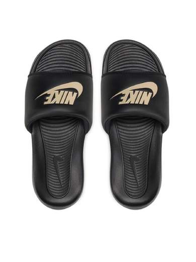 NIKE CN9675