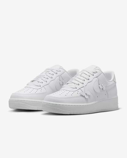 NIKE AR0639
