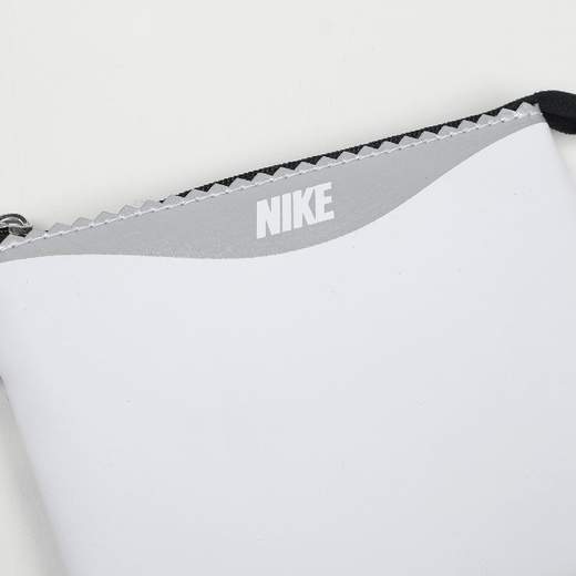 NIKE N1011980110