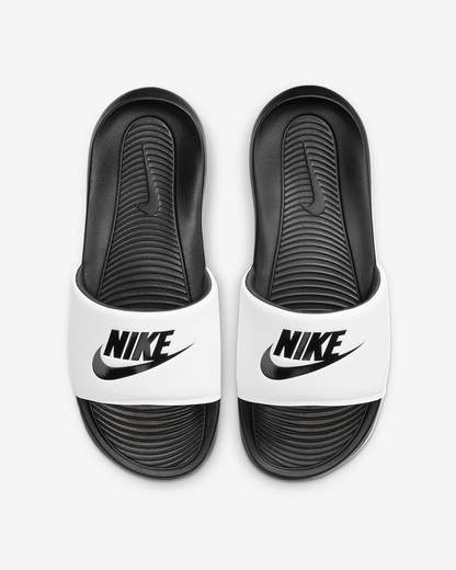 NIKE CN9675