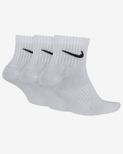 NIKE SX7667