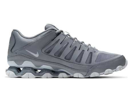 NIKE 621716