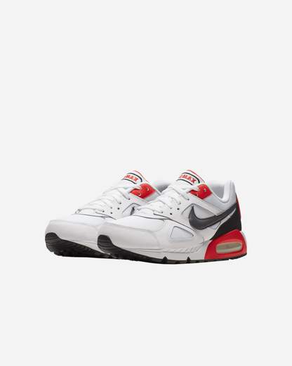 NIKE CD1540