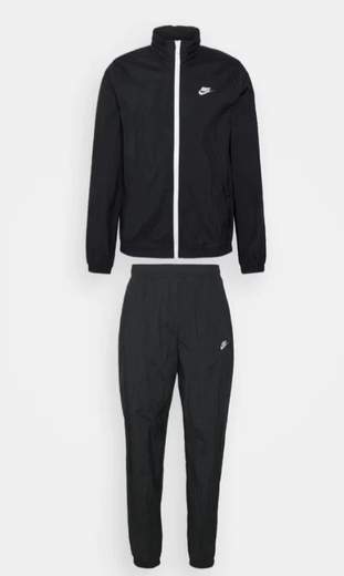 NIKE DM6848