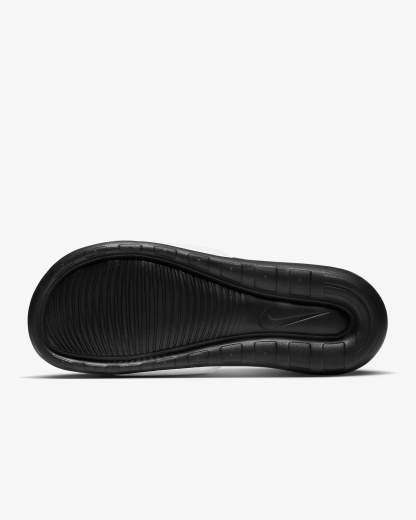NIKE CN9675