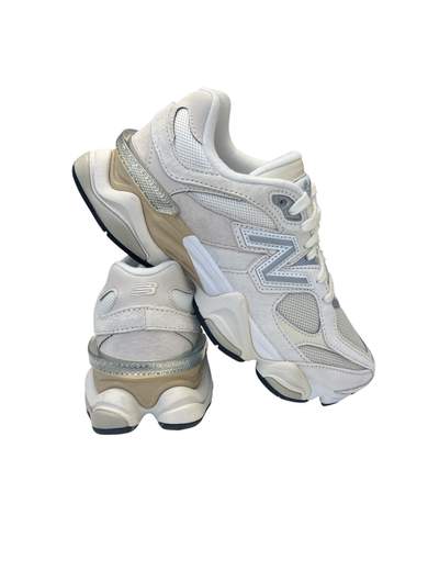 NEW BALANCE U9060WHT
