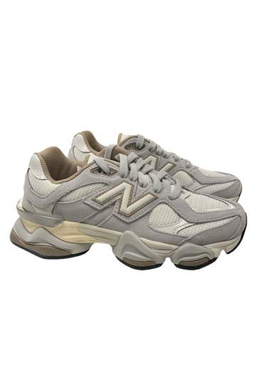 NEW BALANCE U906011M
