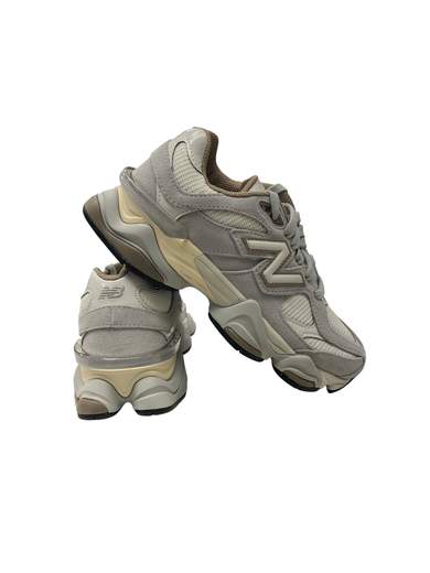 NEW BALANCE U906011M