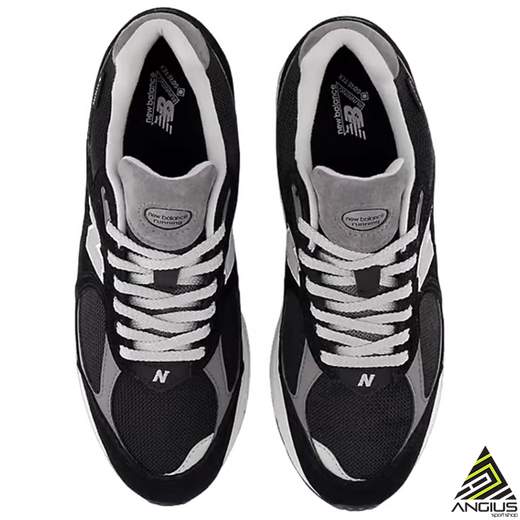 NEW BALANCE  M2002RXD