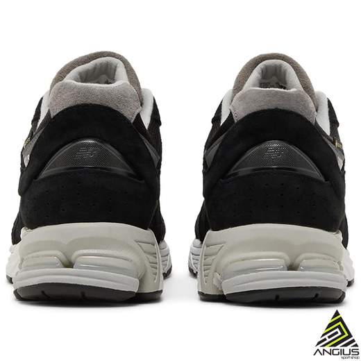 NEW BALANCE  M2002RXD