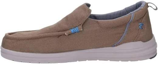 Lumberjack Trevor Slipon
