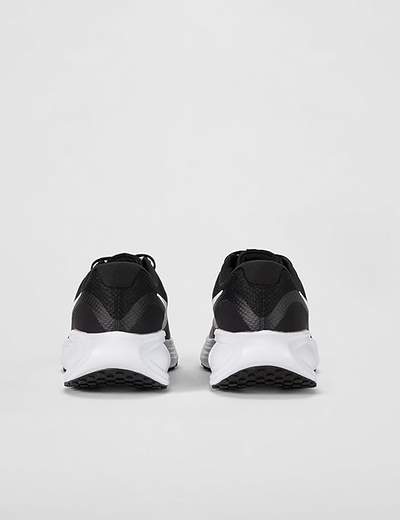 Nike Revolution 8 HJ9198