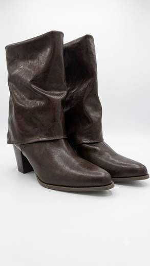 VIVIENNE D VST029